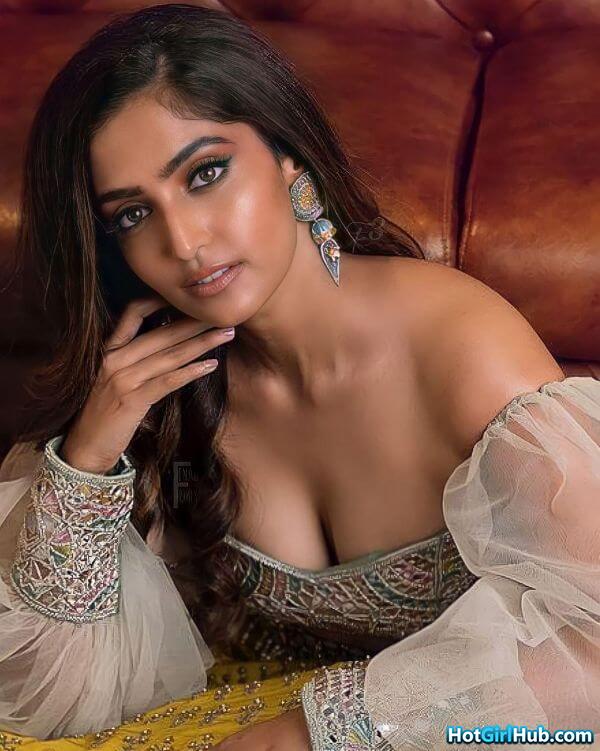 Sexy Reba Monica John ​hot Malayalam Actress Pics 5