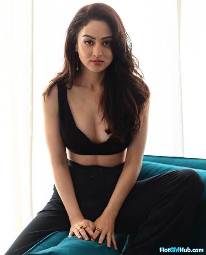 Sexy Sandeepa Dhar ​hot Indian Actress Pics 9