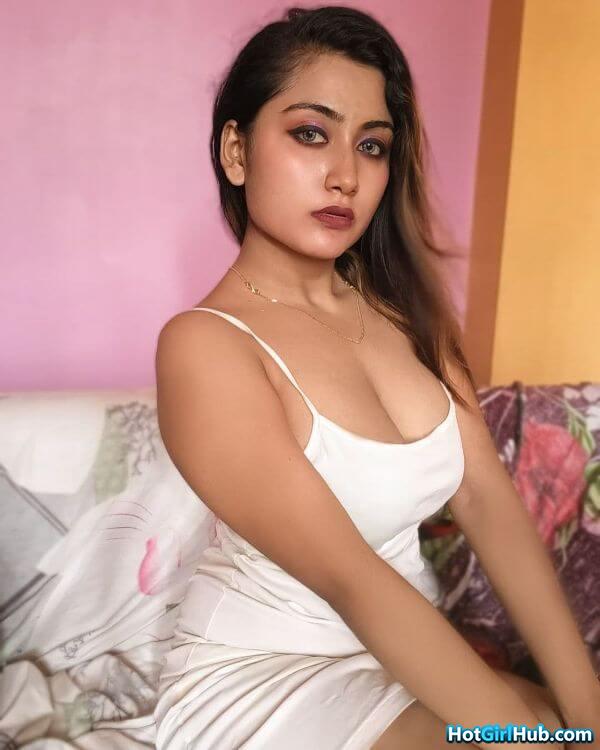 Beautiful Indian Teen Girls With Big Tits 10