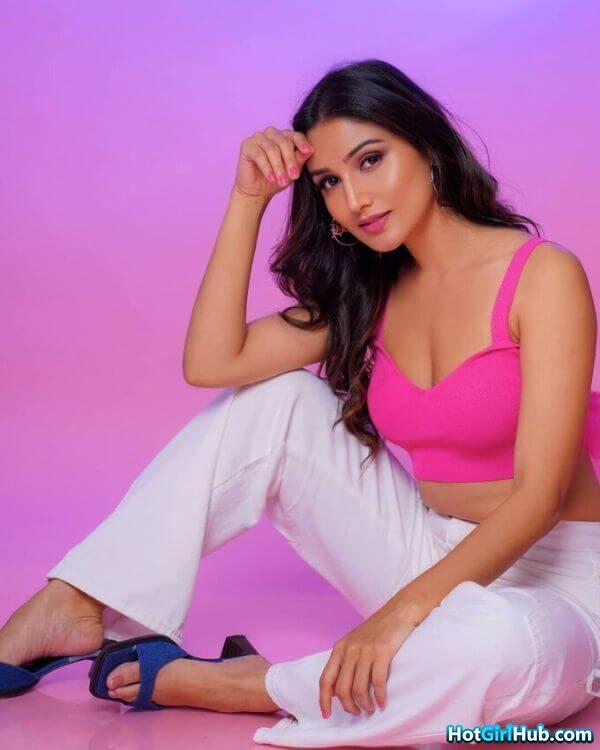 Sexy Donal Bisht ​hot Indian Television Actress Pics 10
