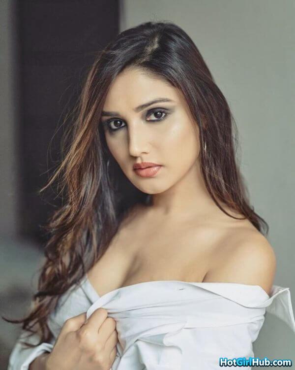 Sexy Donal Bisht ​hot Indian Television Actress Pics 5