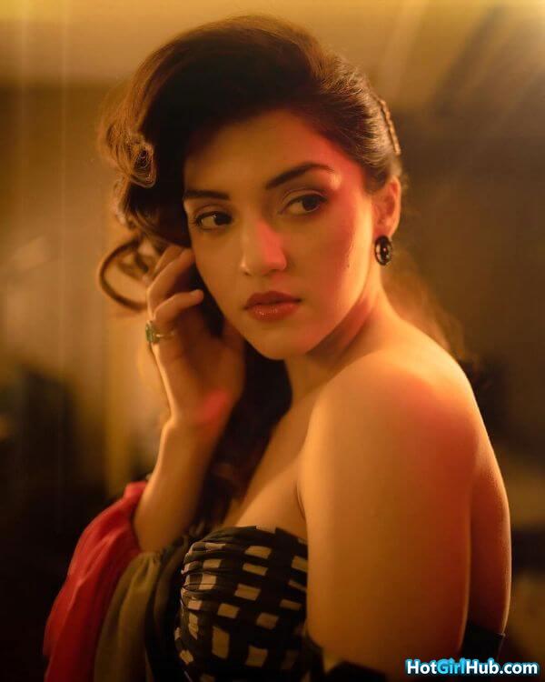 Sexy Mehreen Kaur ​hot Tamil Actress Pics 13