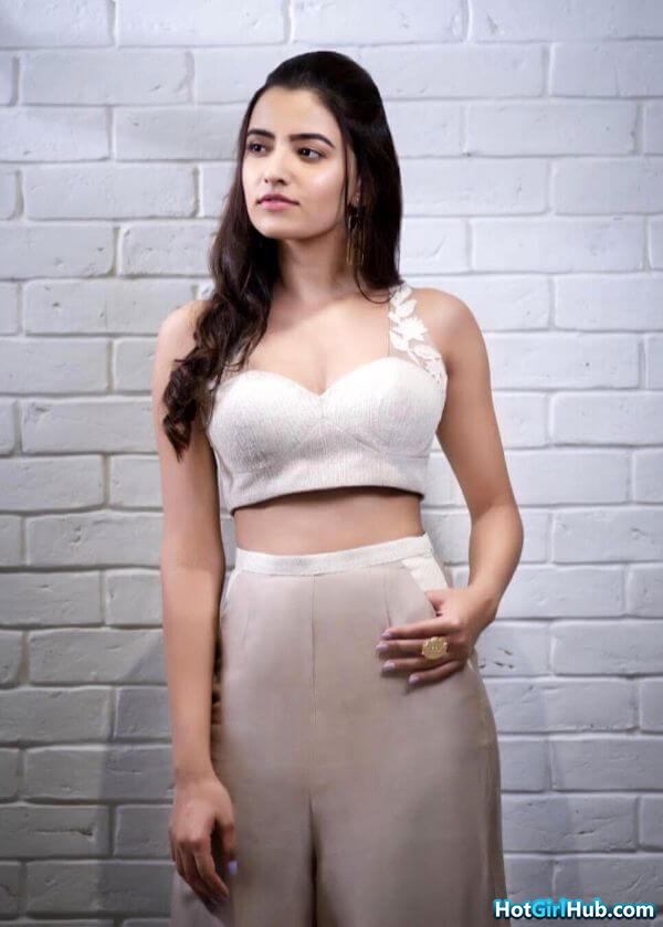 Sexy Rukshar Dhillon ​hot Telugu Films Actress Pics 15