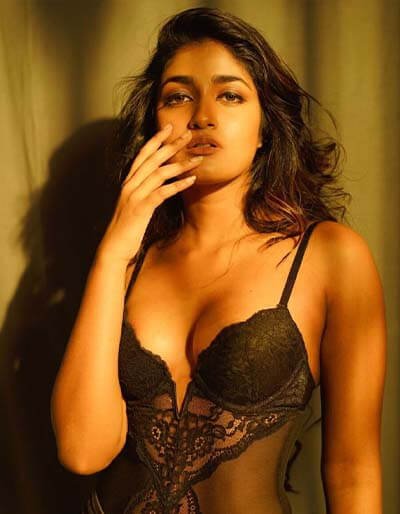 Sexy Dimple Hayathi ​hot Telugu Actress Pics 1