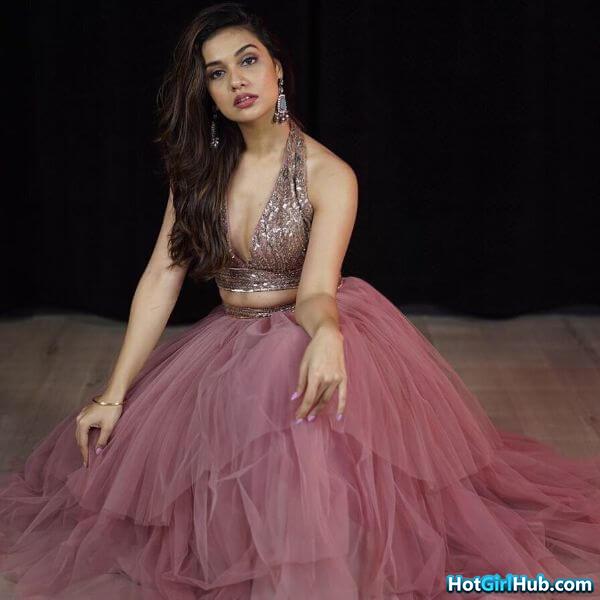 Sexy Divya Agarwal ​hot Indian Television Actress Pics 4