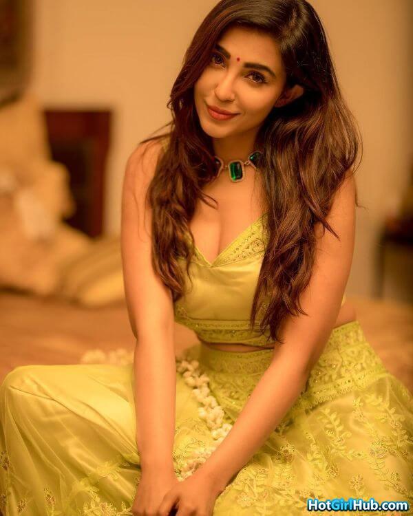 Sexy Parvati Nair ​hot South Indian Film Actress Pics 6