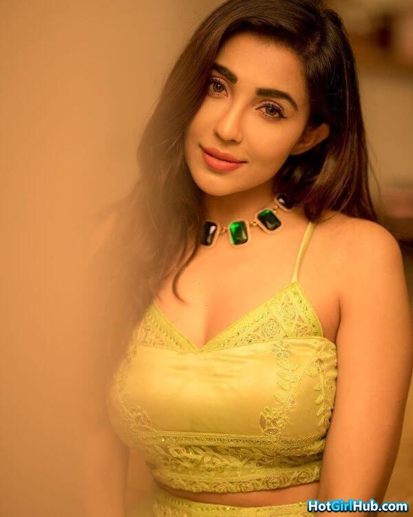 Sexy Parvati Nair ​hot South Indian Film Actress Pics 8