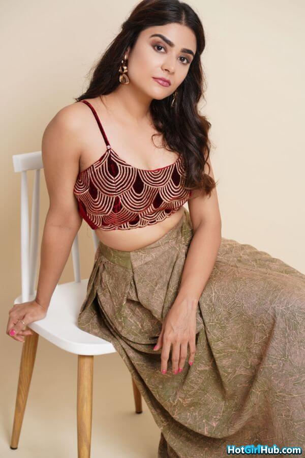 Sexy Priyanka Sharma ​hot Indian Actress Pics 4