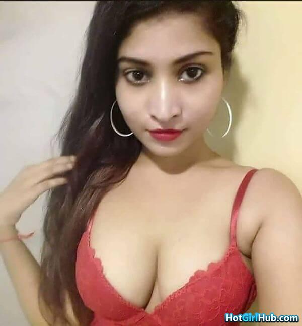 Super Hot Indian Girls With Big Tits 4