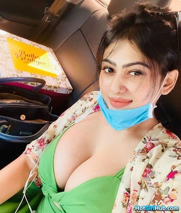 Sexy Indian Teen Girls Showing Big Tits 9