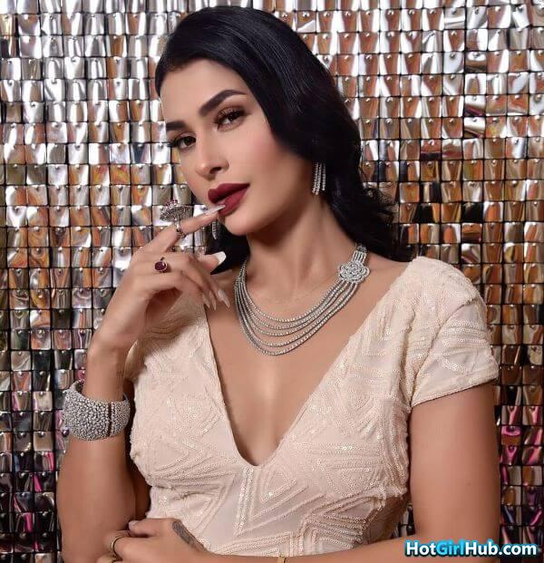 Sexy Pavitra Punia ​hot Indian Actress Pics 11