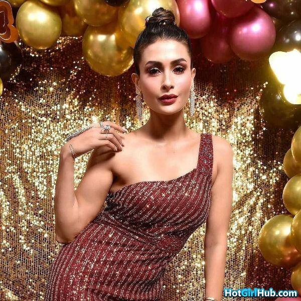 Sexy Pavitra Punia ​hot Indian Actress Pics 6