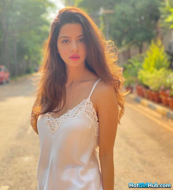 Sexy Vedhika ​hot Indian Actress Pics 4