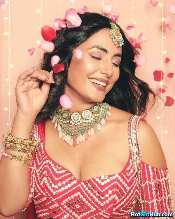 Sexy Hina Khan ​hot Hindi Television Actress Pics 7
