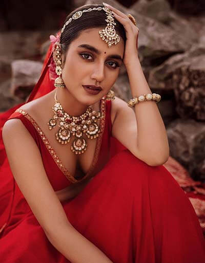 Sexy Priya Prakash Varrier ​hot Indian Actress Pics 1