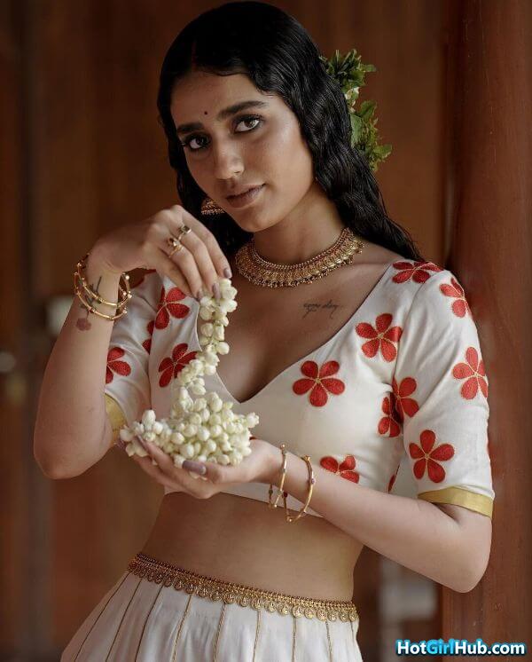Sexy Priya Prakash Varrier ​hot Indian Actress Pics 6