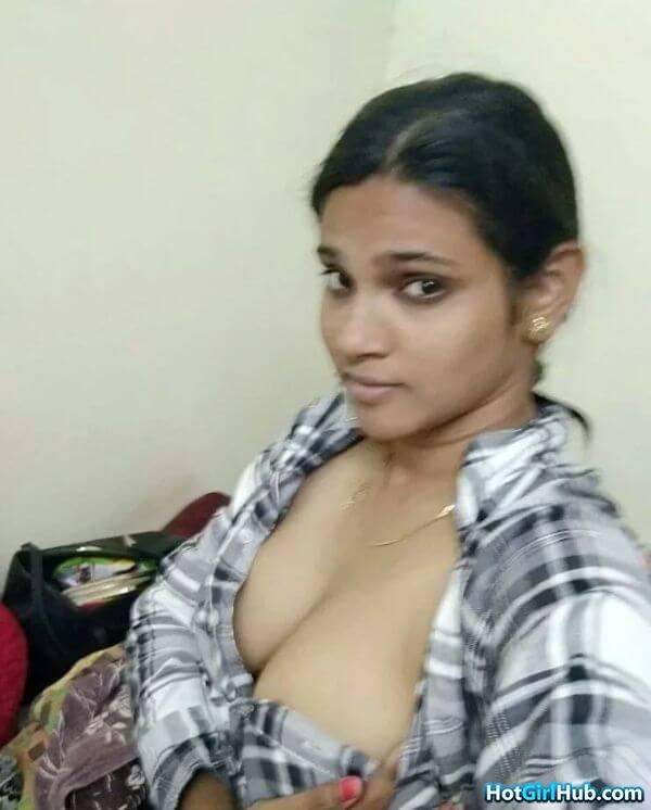 Beautiful College Indian Desi Girl With Big Tits 15