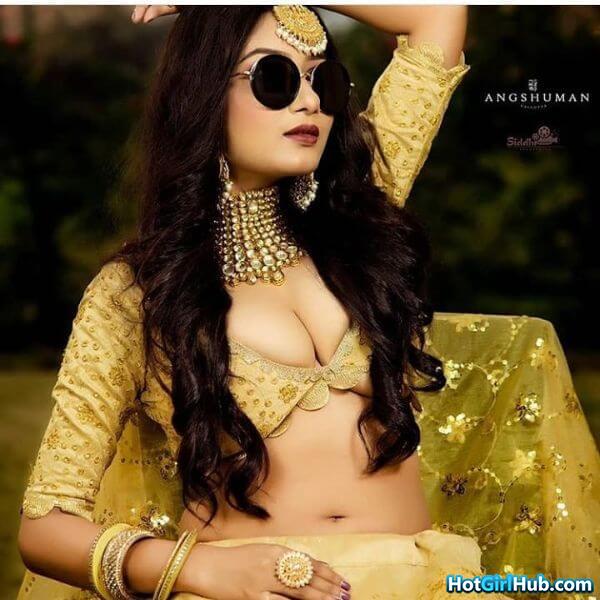 Beautiful Indian Girl With Hot Body 13