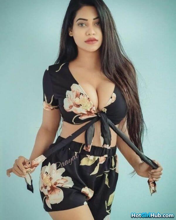 Beautiful Indian Teen Girls With Big Tits 4