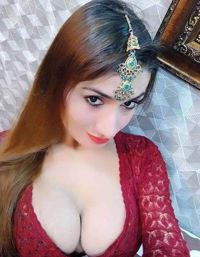 Cute Desi Indian Girls Showing Big Tits 1