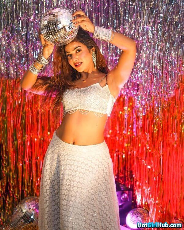 Sexy Muskan Sharma ​hot Indian Musical Artist Pics 11