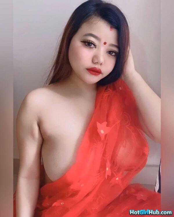 Beautiful Indian Girls Showing Big Boobs 8
