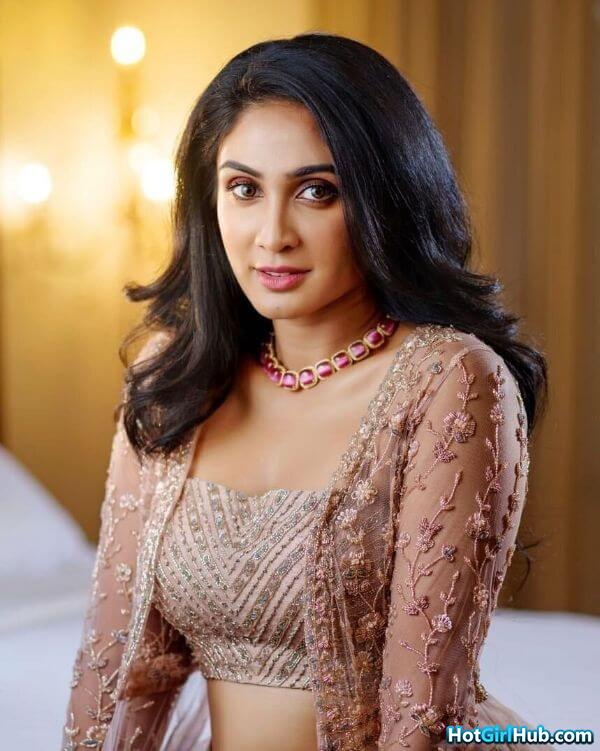 Sexy Deepti Sati ​hot Malayalam Actress Pics 4