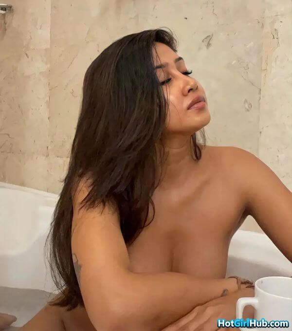Sexy Indian Girls With Big Boobs 10