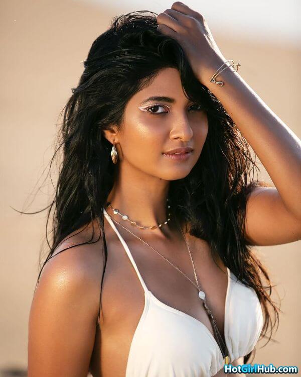 Sexy Keerthi Pandian ​hot Tamil Actress Pics 4