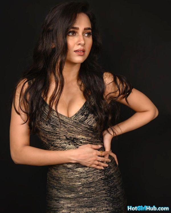 Sexy Tejasswi Prakash ​hot Indian Actress Pics 3