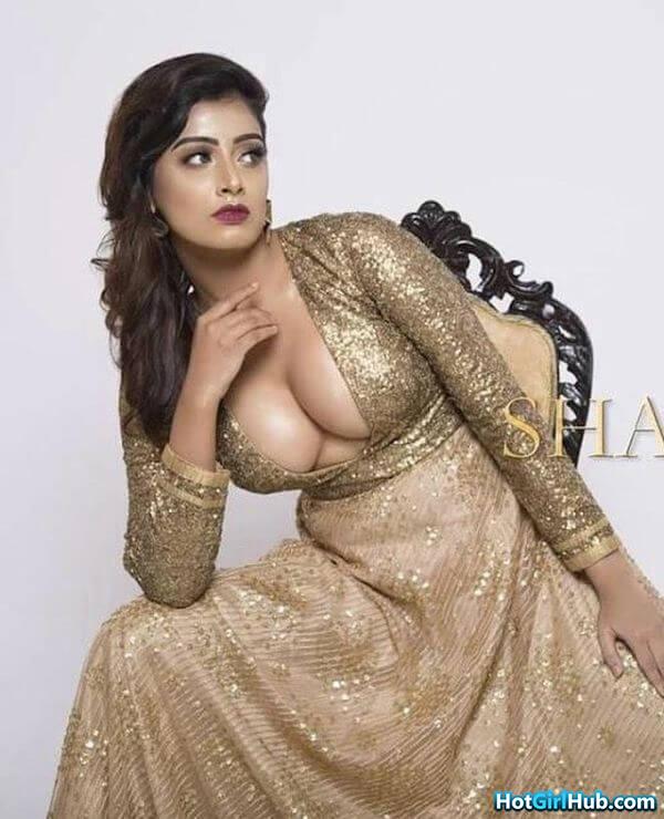 Beautiful Indian Girls With Big Boobs 13