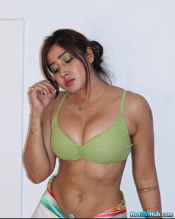 Beautiful Indian Girls With Big Boobs 15