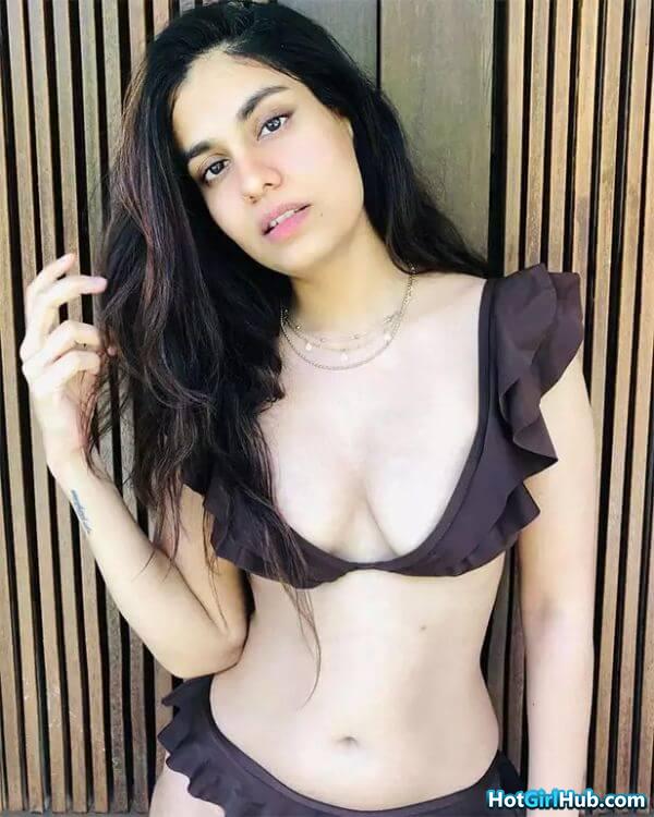 Sexy Shreya Dhanwanthary ​hot Bollywood Actress Pics 7