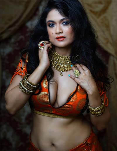 Beautiful Indian College Girls With Big Boobs 1