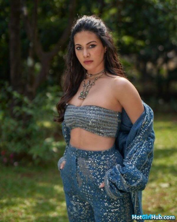 Sexy Amyra Dastur ​hot Bollywood Actress Pics 7