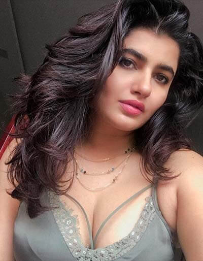 Sexy Ashima Narwal ​hot Indian Model and Actress Pics 1