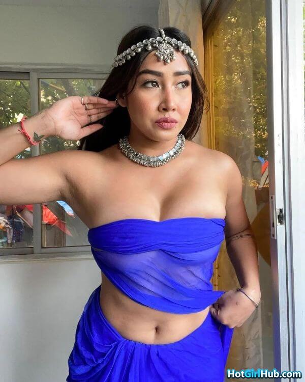 Cute Desi College Girls With Big Tits 10