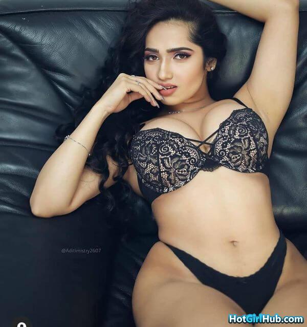 Sexy Big Tits Indian Instagram Models 6