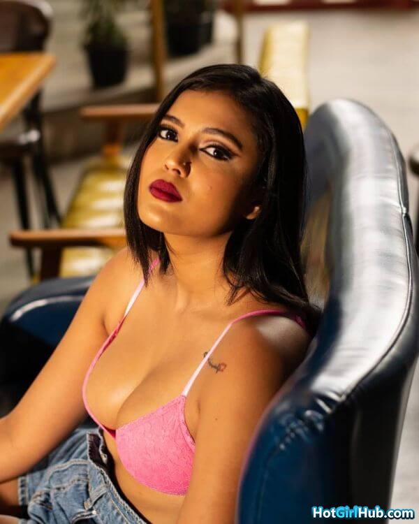 Sexy Desi Big Boobs Instagram Reels Girls 15