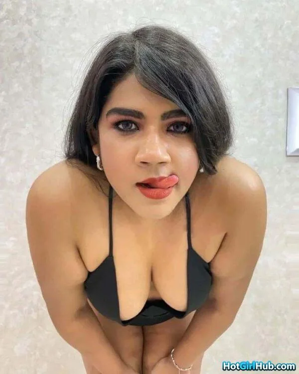 Big Tits Indian College Girls 8