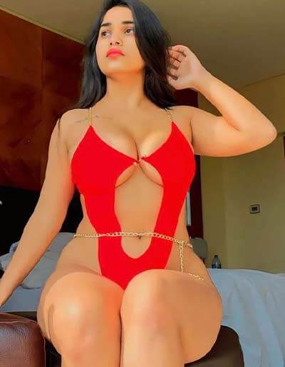 Hot Pratika Sood Big Tits Instagram Models 1
