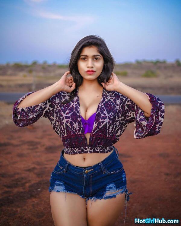 Hot Pratika Sood Big Tits Instagram Models 10