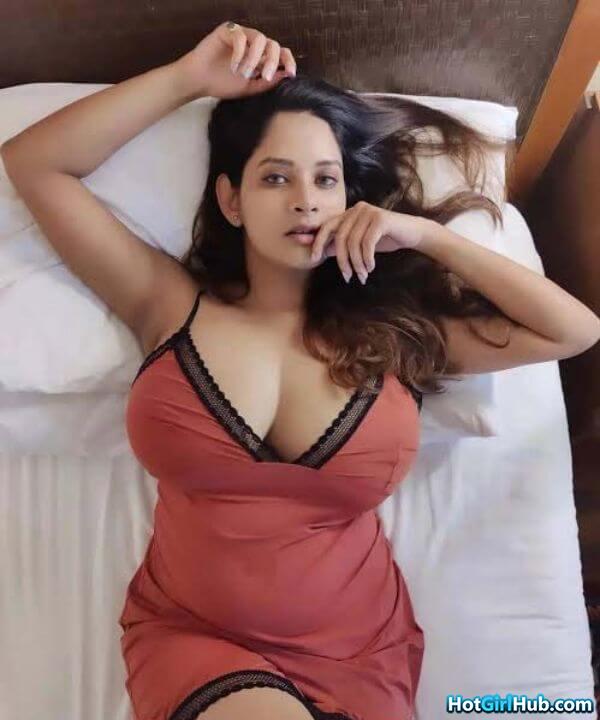 Hot Big Tits Indian College Girls 11
