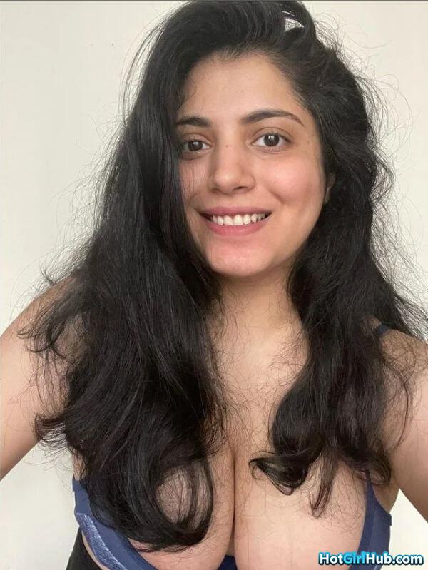 Hot Big Tits Indian College Girls 7
