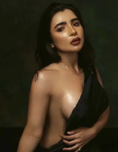 Hot Ullu Web Series Actress Aaditi Kohli Big Boobs 1