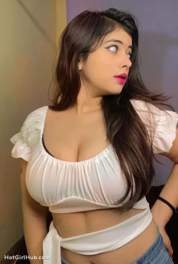 Hot Riya Pandey Big Boobs Instagram Model 6