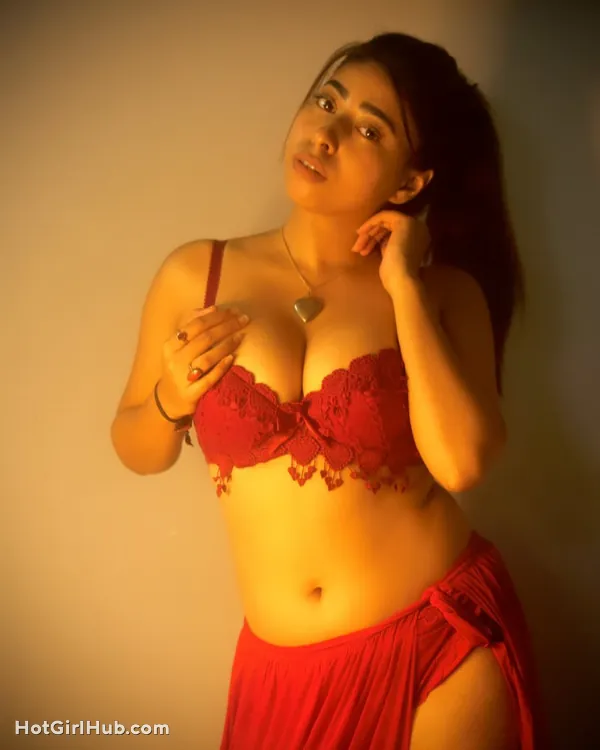 Hot Saanvi Roy Big Boobs Instagram Model 11