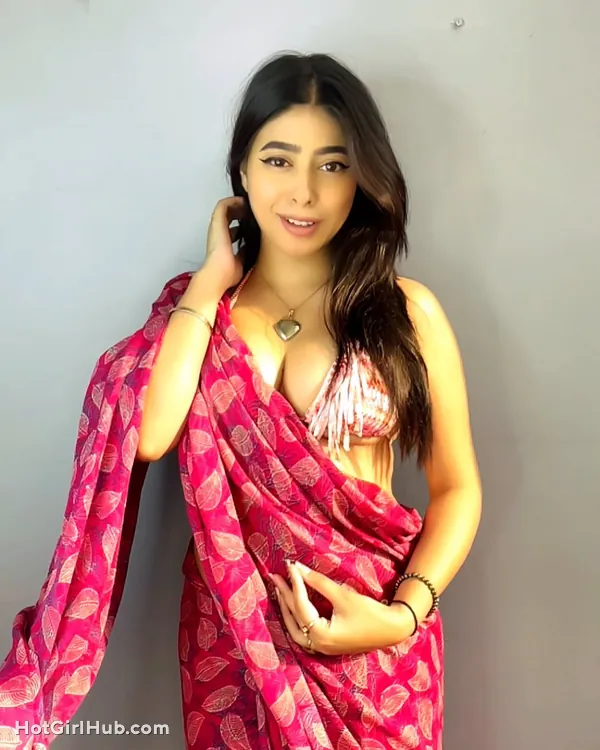 Hot Saanvi Roy Big Boobs Instagram Model 14