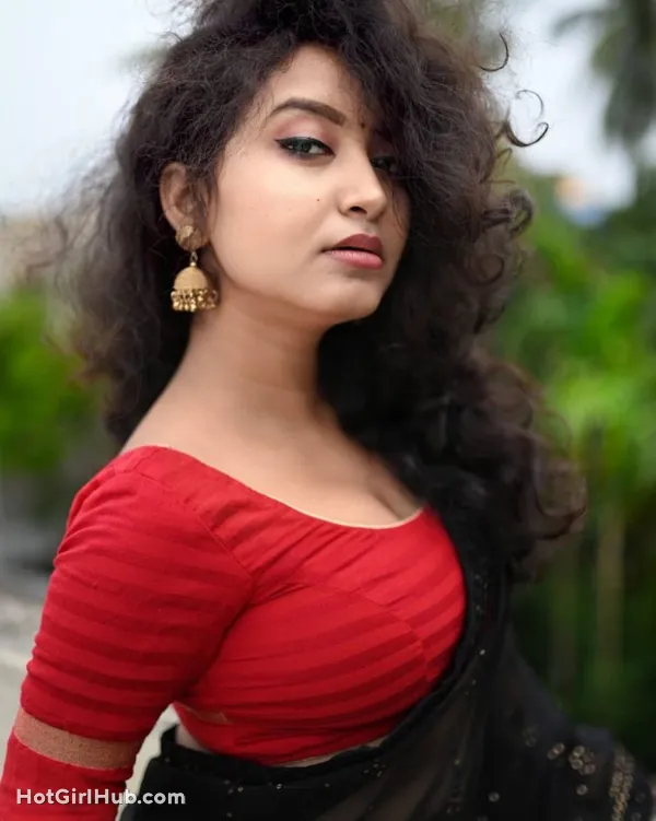 Hot Sayani Pradhan Big Boobs Instagram Model 12