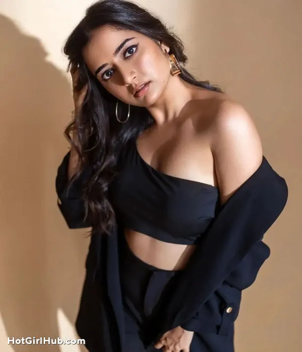 Hot Kannada Actress Ashika Ranganath Big Boobs 10